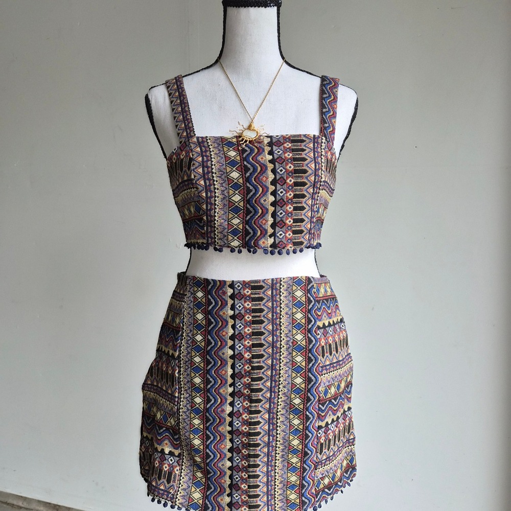 Shein Two Piece Set Women XS Boho Festival Tapestry Western Aztec Pom Pom Tribal